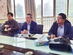 加強(qiáng)校企合作，推進(jìn)產(chǎn)學(xué)研深度融合