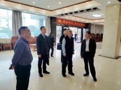 自治區(qū)市場監(jiān)督管理局特食處處長凌紫毅一行到集團調研