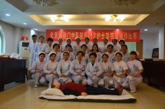 強(qiáng)壽控股北京德勝門中醫(yī)院舉辦5.12護(hù)士節(jié)護(hù)理技能操作競賽